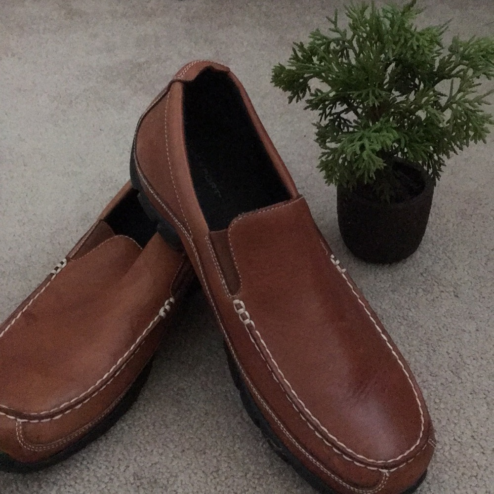 ROCKPORT Men’s leather slip on shoe